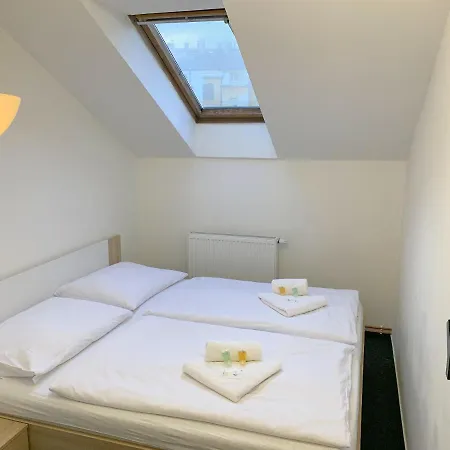 Affinity 2 Hotell